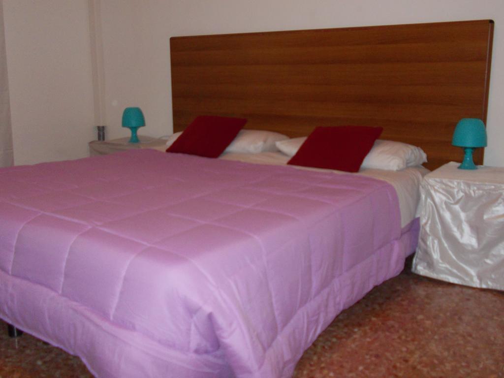 Travellers Lodge Bed & Rooms Treviso Ruang foto
