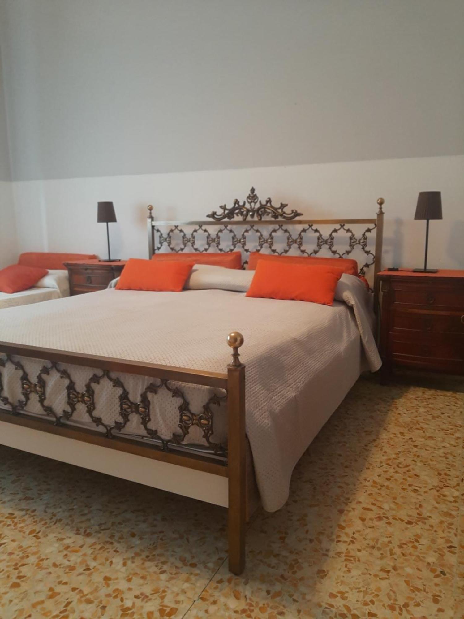 Travellers Lodge Bed & Rooms Treviso Bagian luar foto