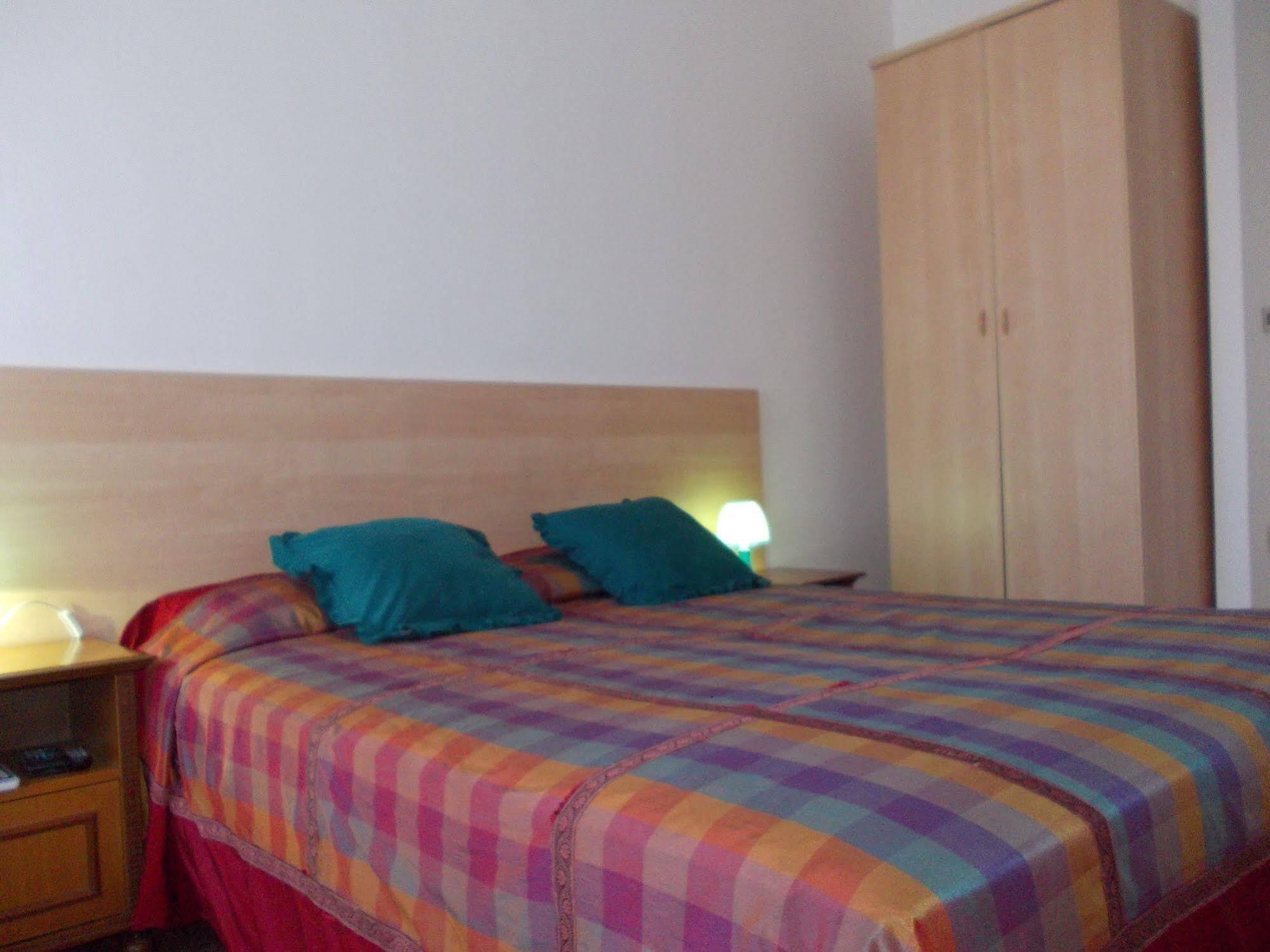 Travellers Lodge Bed & Rooms Treviso Bagian luar foto