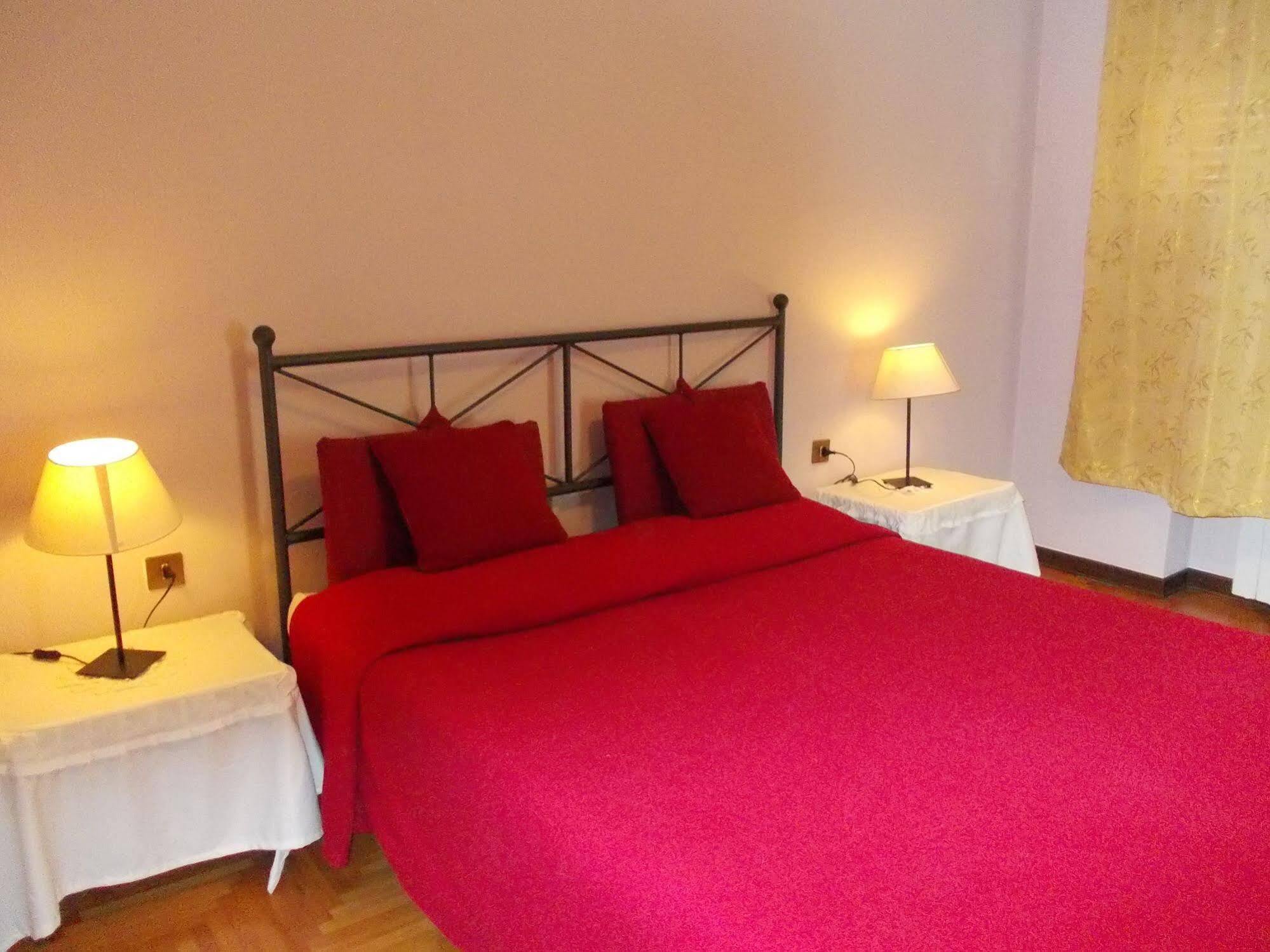 Travellers Lodge Bed & Rooms Treviso Bagian luar foto
