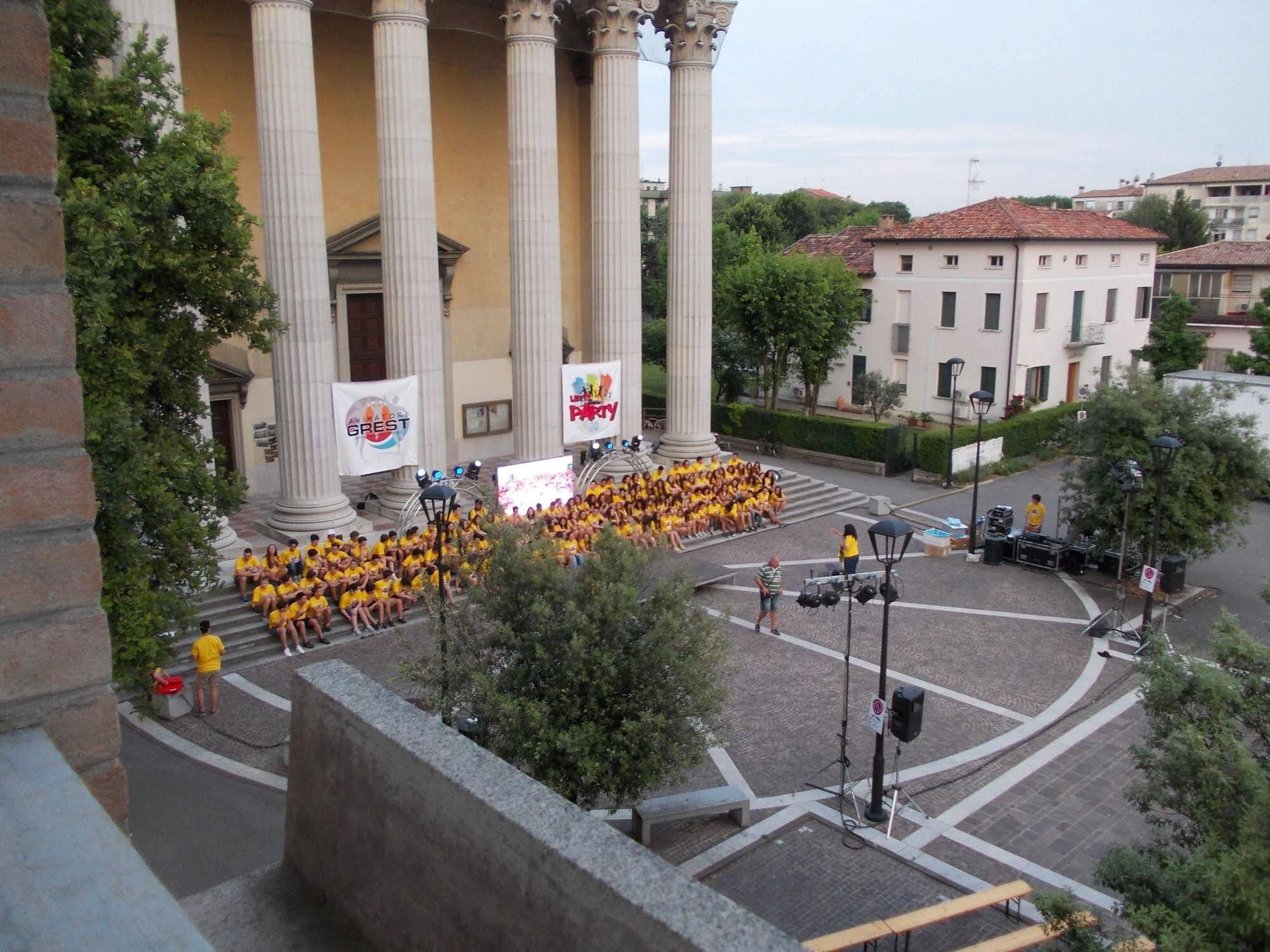 Travellers Lodge Bed & Rooms Treviso Bagian luar foto